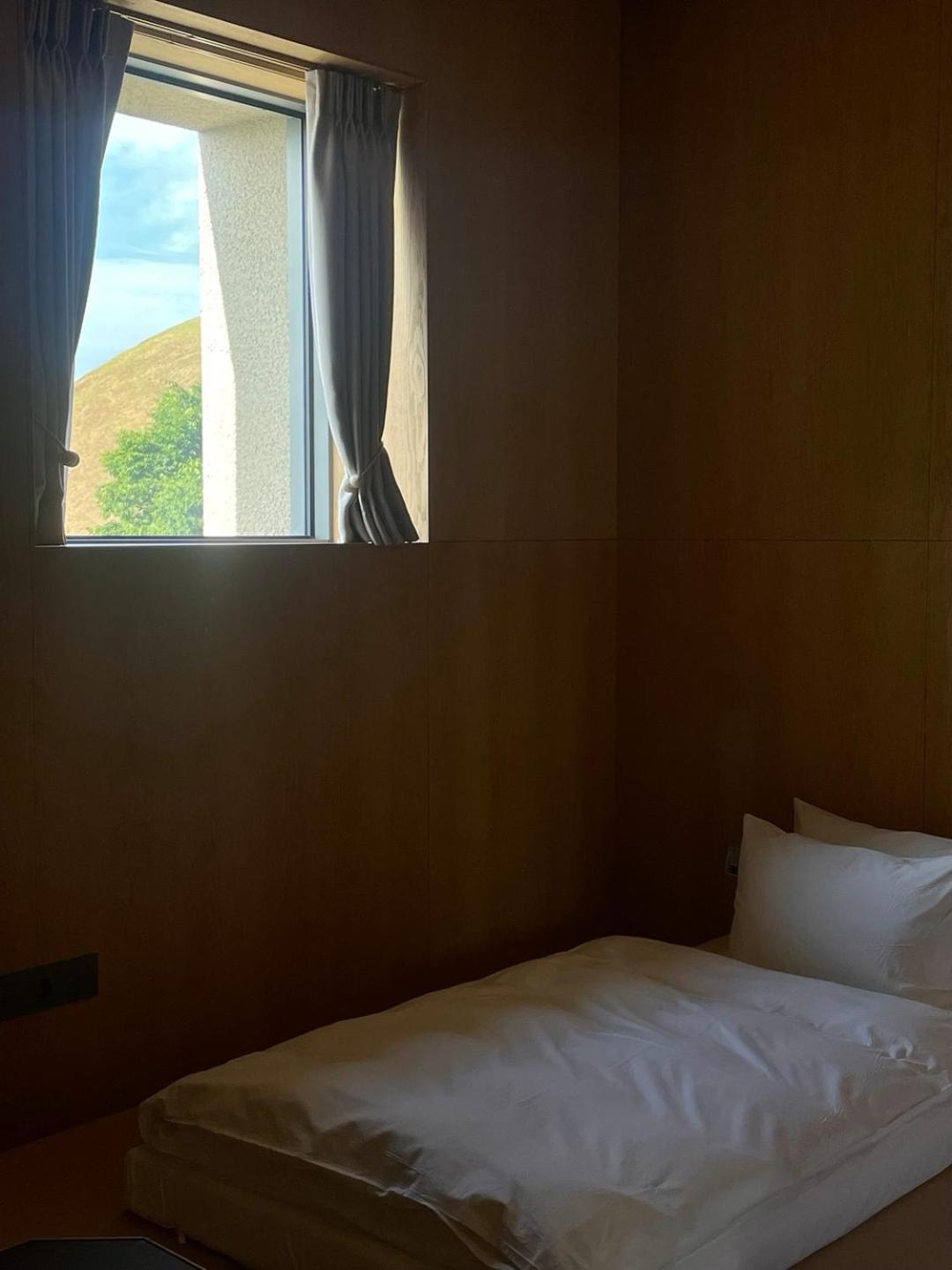 Pbr7 Hotel Unusual Stay Гиеонгджу Екстериор снимка