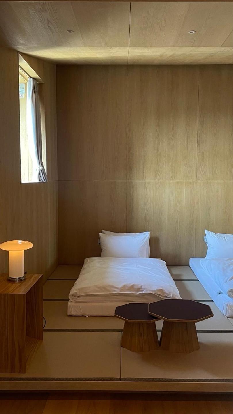 Pbr7 Hotel Unusual Stay Гиеонгджу Екстериор снимка